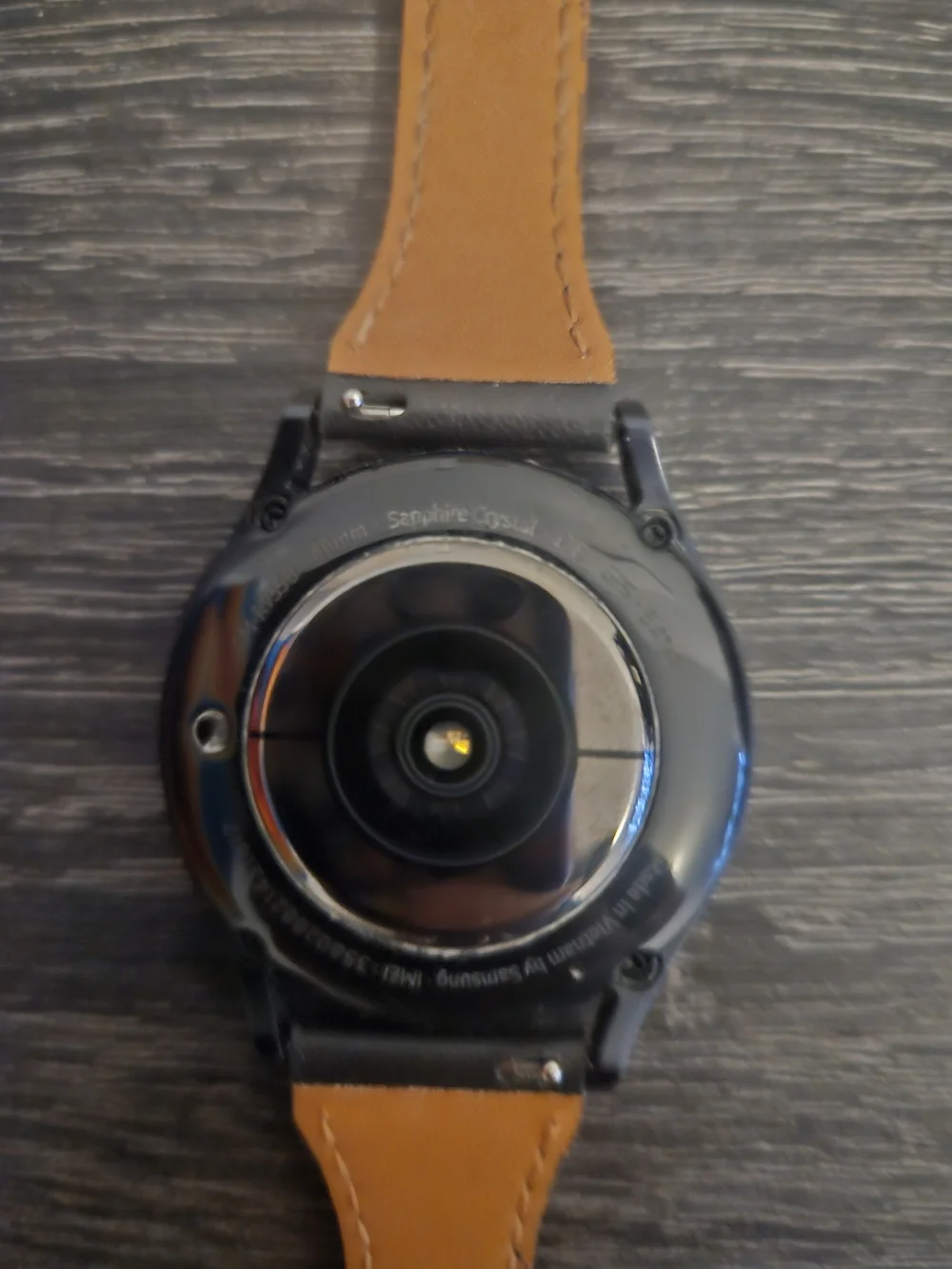 Unlocked Samsung Watch With Samsung Fast Charging PAD